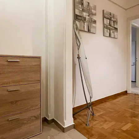 3-bedroom Parkside * Athens