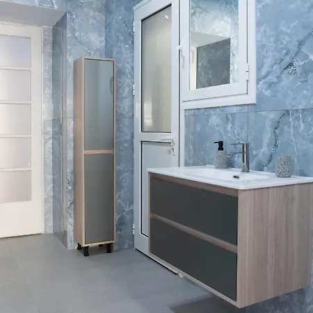 Apartment Luxuery 3br *