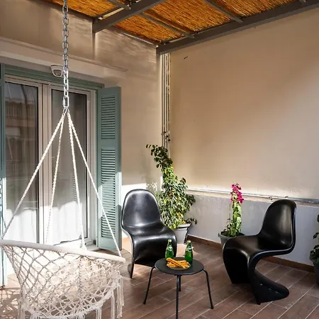 Central5 Boutique With Common Garden Next To Metro