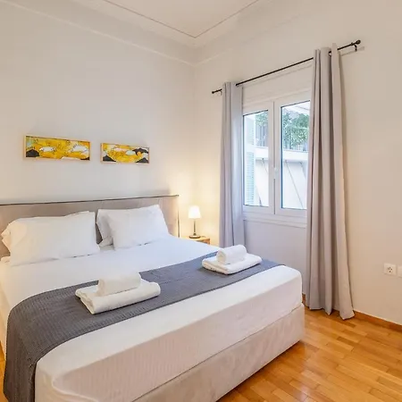 Central5 Boutique With Common Garden Next To Metro Apartment Athens