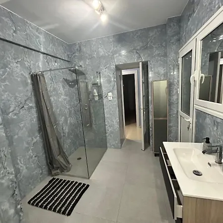 Luxuery 3br Apartment *