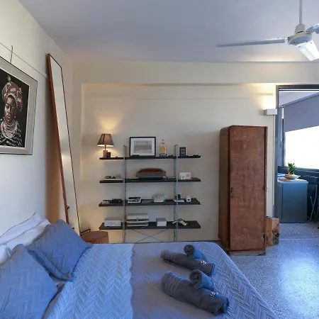 Eastern Aromas Loft In Psyri, Atene