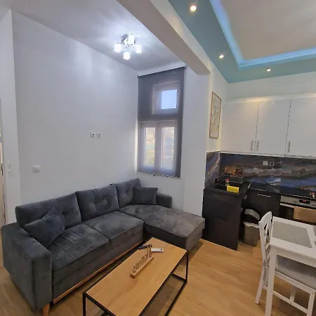 Luxury Kato Patissia