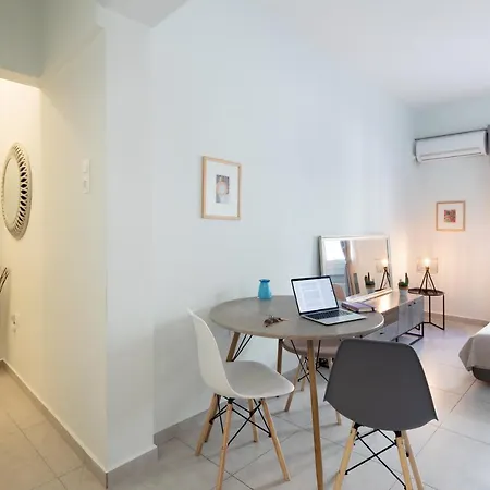 Apartment Newly Renovated Cozy Downtown Athens