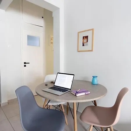 Newly Renovated Cozy Downtown Athen