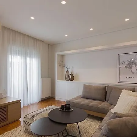 A Unique In The Historical Center-3bds Apartment Athens