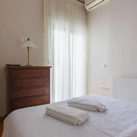 A Unique In The Historical Center-3bds Apartment *
