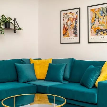 Apartment Must Be The Place.