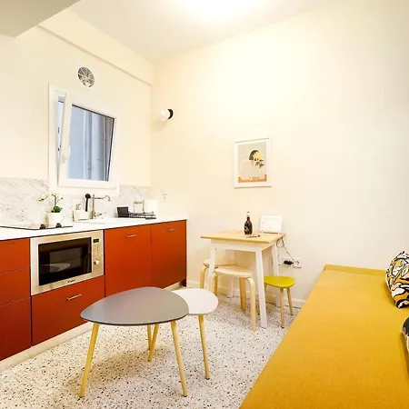 Pulse In Koukaki Apartment *