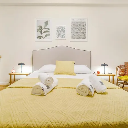 Apartment Pulse In Koukaki Athens