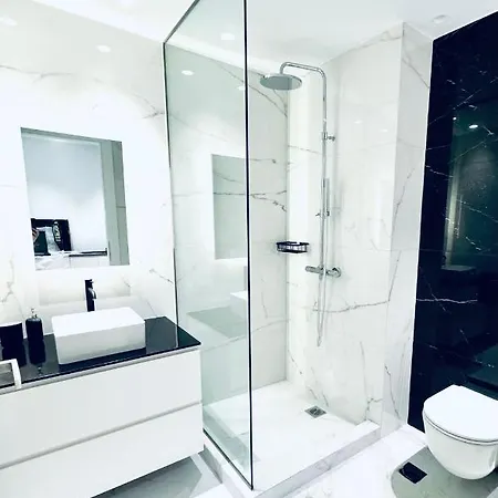 Stylish Superior Bedroom In Kolonaki * Atenas