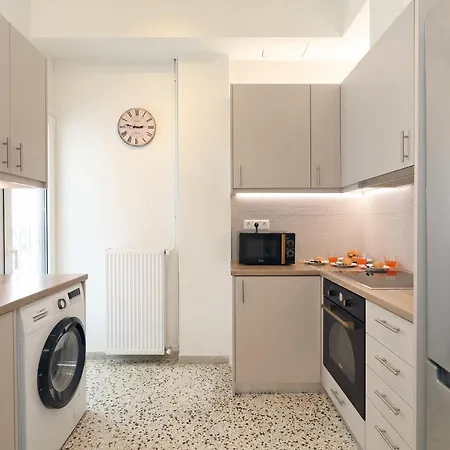 Elegant Living - Greecing Apartment *