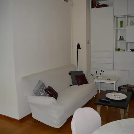 Classy Apt. Sokratous *