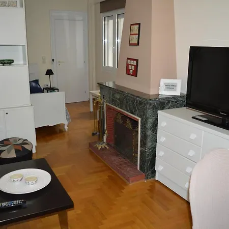 Classy Apt. Sokratous Athens