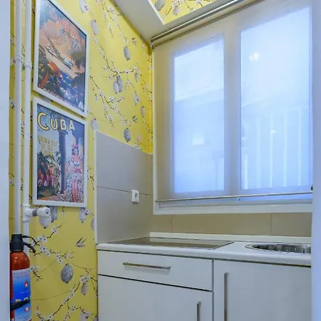Syntagma Urban Oasis In Prime Location Apartment