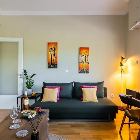 Renovated Near Acropolis