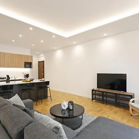 Luxury Living - Greecing * Athens