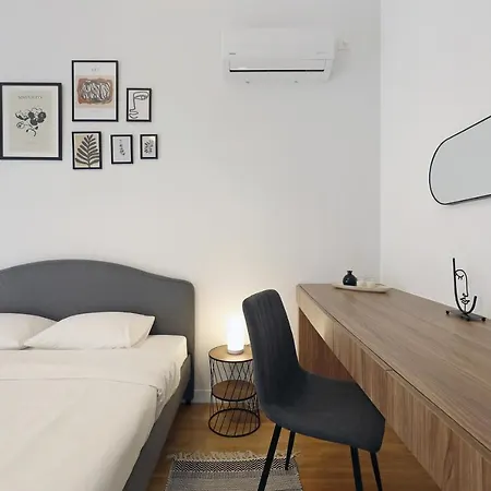 Luxury Living - Greecing *