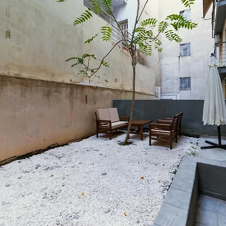Apartment Lykabettus Gem With Yard And Parking Athens