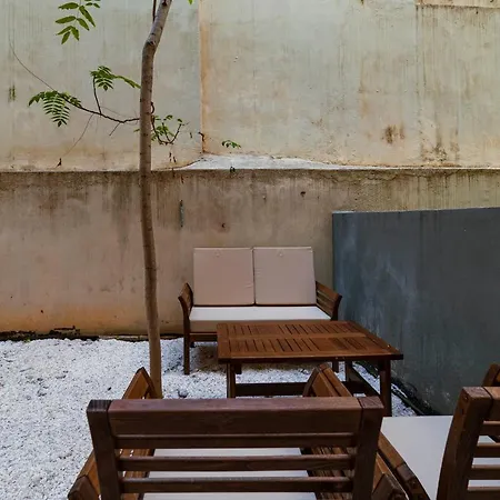 Apartment Lykabettus Gem With Yard And Parking
