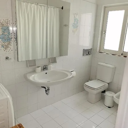 Libra - Luxurious Sea View Apartment Athens