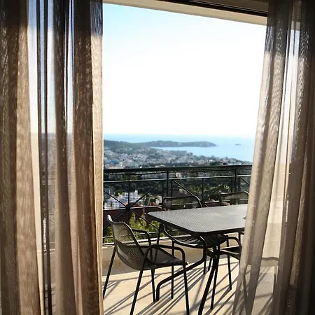 Libra - Luxurious Sea View *