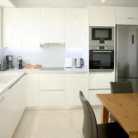 Libra - Luxurious Sea View Apartment