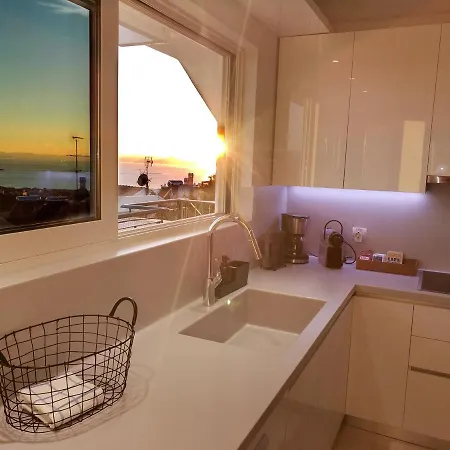 Libra - Luxurious Sea View