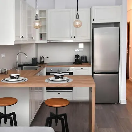 Modern In Ipitou, Plaka * Athens