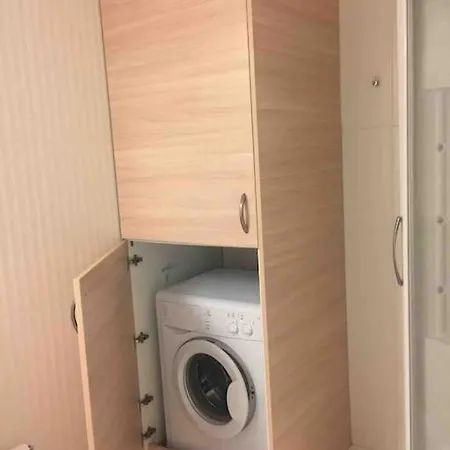 Apartment Stylish Steambath, 200mbps Near The Beaches Athens