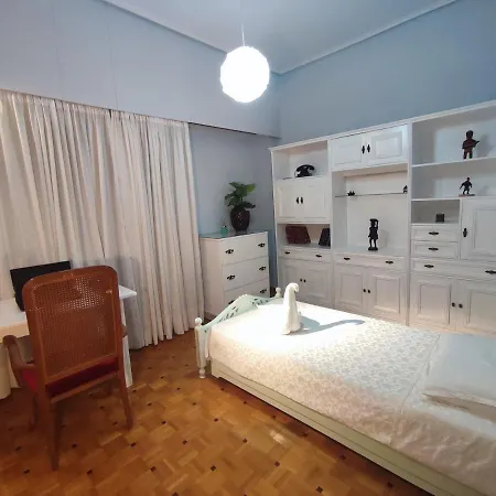Charm & Comfort Near Petralona Station Apartament Ateny