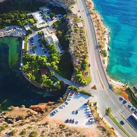 Seaside Beauty 5 Min Vouliagmeni Apartment