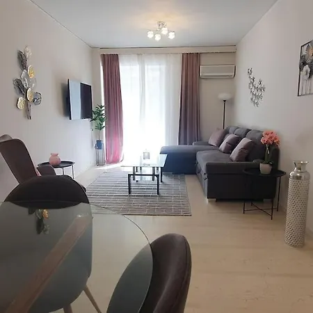 Seaside Beauty 5 Min Vouliagmeni Apartment Athens