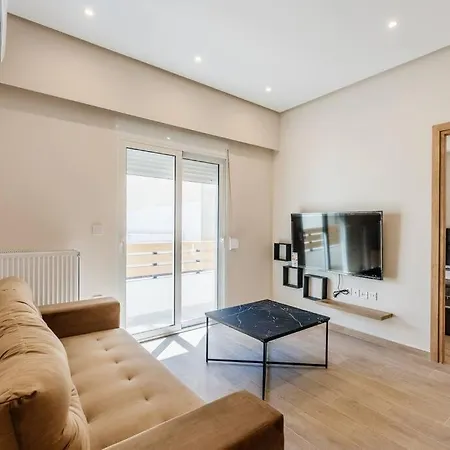 Comfy Near Acropolis Atenas
