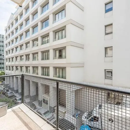 Syntagma H&b Ateny