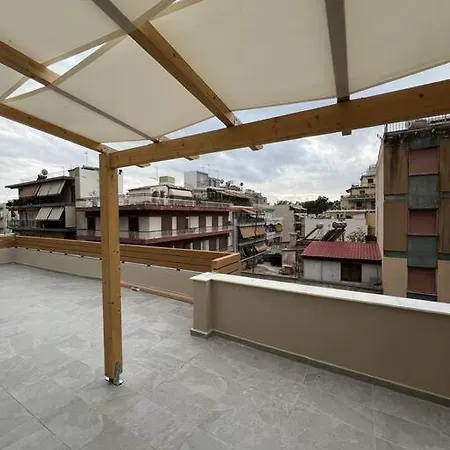 Cozy New Nearby Metro Apartment