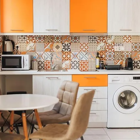 Apartment Colourful Cosy At Panormou Metro Station Athens
