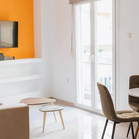 Apartment Colourful Cosy At Panormou Metro Station Athens