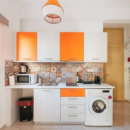 Apartment Colourful Cosy At Panormou Metro Station *