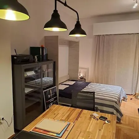 Chic Comfort: Where Cozy Meets Professional Appartement