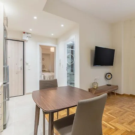 Elegance In Koukaki 5-minute Away To Acropolis * Athens