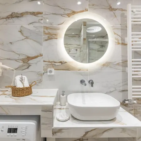 Apartment Elegance In Koukaki 5-minute Away To Acropolis Athens