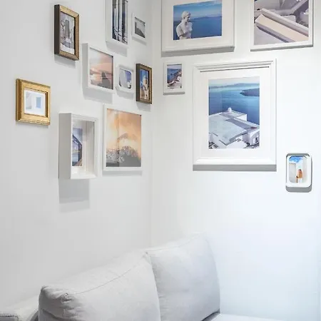 The Owl - Stylish Penthouse - Gazi 1bdrm Apartment