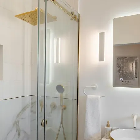 The Owl - Stylish Penthouse - Gazi 1bdrm Apartment Athens