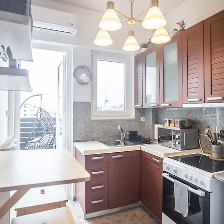 The Owl - Stylish Penthouse - Gazi 1bdrm * Athens