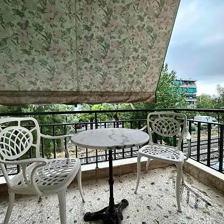 Διαμέρισμα Cozy At Gazi Square