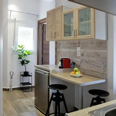 Amazing Two Bedroom In The Center Apartment *