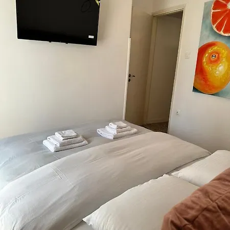 Apartment Cozy At Gazi Square