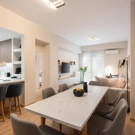 Luxurious In The Heart Of Apartment