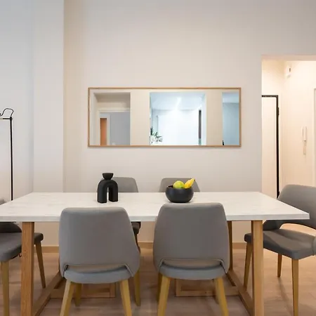 Apartment Luxurious In The Heart Of